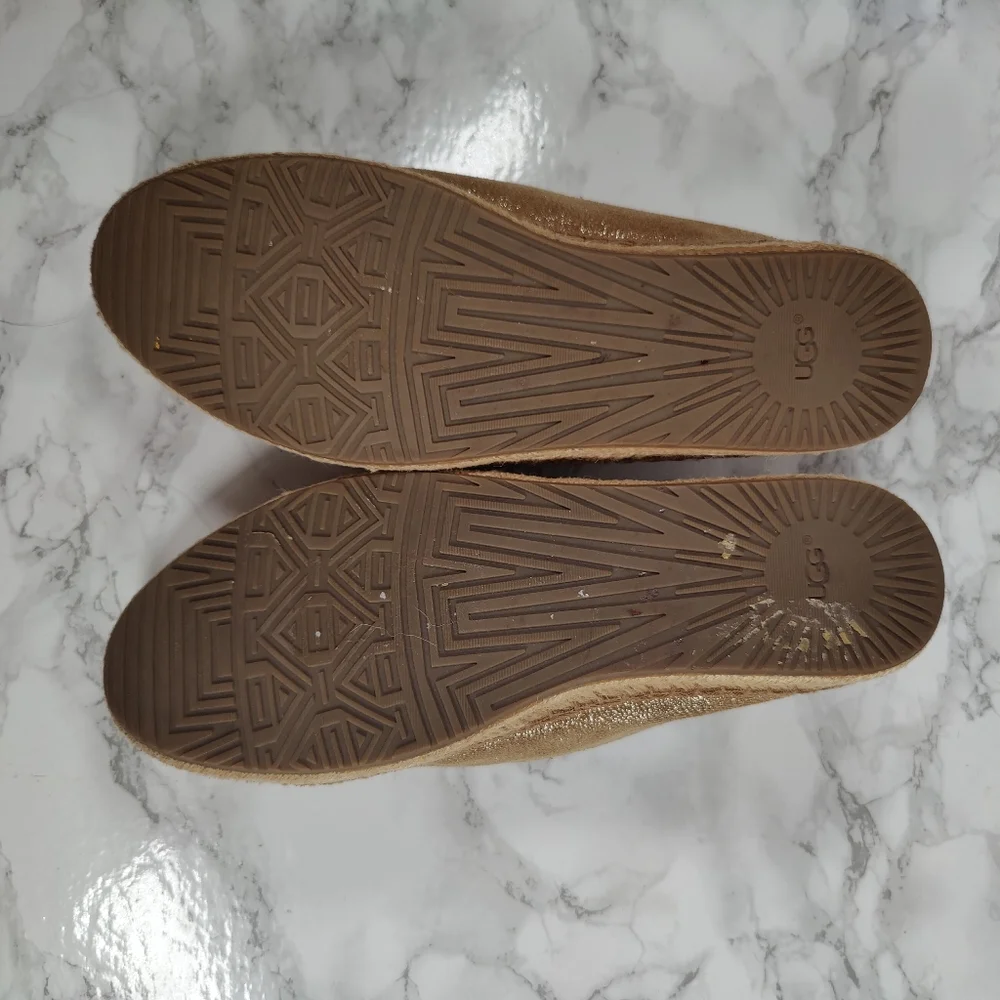 Ugg Sandrinne II Gold Espadrilles Size 8
